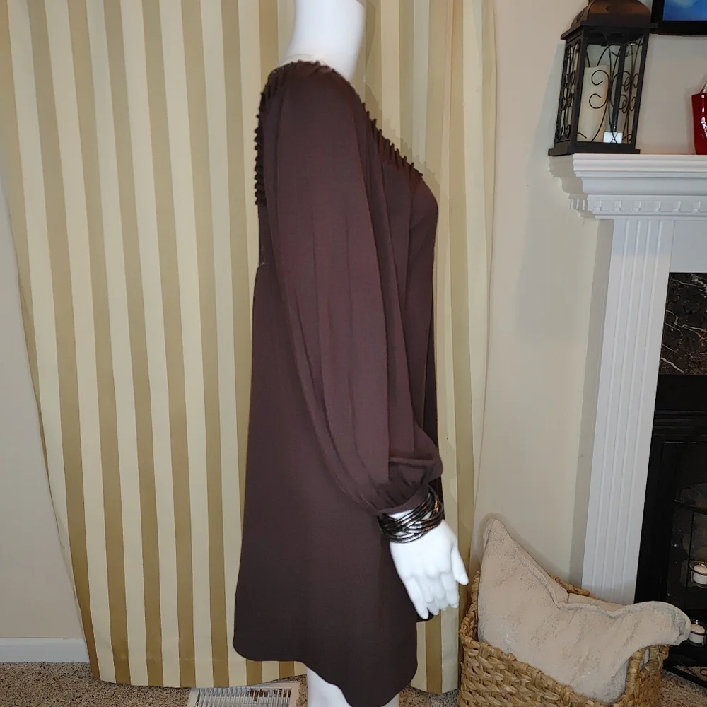 BCBGMAXAZRIA BISHOP SLEEVE DRESS, BROWN XS - Picture 4 of 7